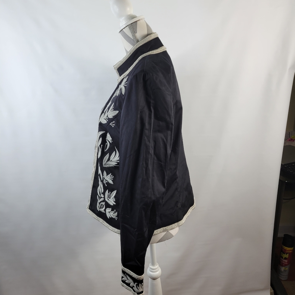 Debbie Shuchat Embroidered Jacket /Blazer Hook closures Size 16 Black 97% Cotton - Picture 5 of 16
